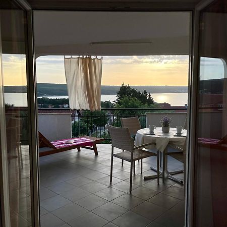 Apartments Stela Gornji Karin Εξωτερικό φωτογραφία