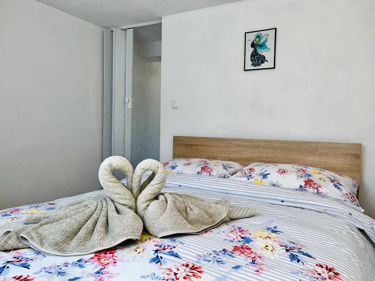 Apartments Stela Gornji Karin Εξωτερικό φωτογραφία