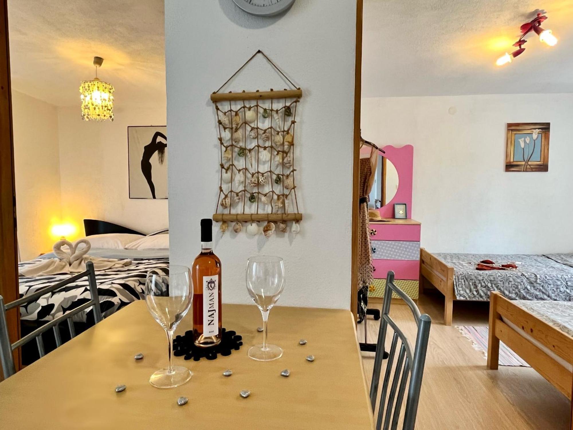 Apartments Stela Gornji Karin Δωμάτιο φωτογραφία