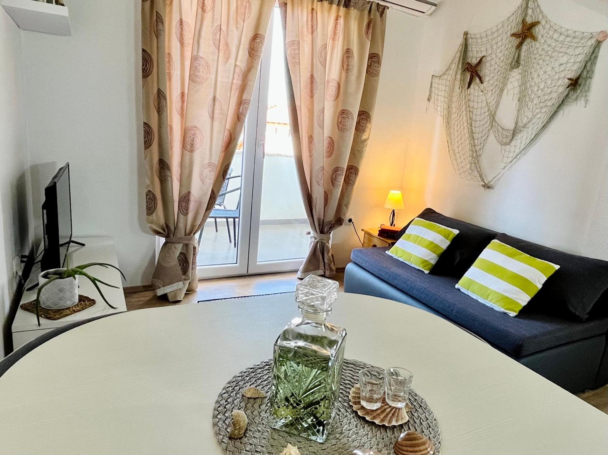 Apartments Stela Gornji Karin Δωμάτιο φωτογραφία