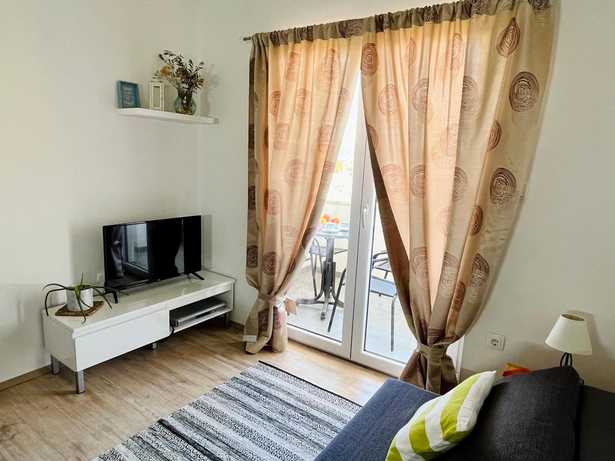 Apartments Stela Gornji Karin Δωμάτιο φωτογραφία